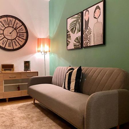 Oasis Garden Apartment Волос Экстерьер фото