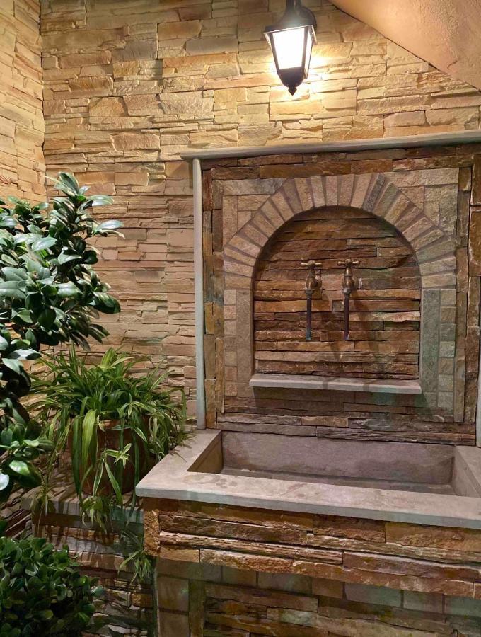 Oasis Garden Apartment Волос Экстерьер фото